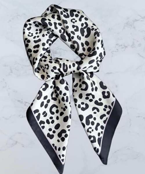 ARTIFICIAL SWEETENER スカーフ バンダナ 「 」シルクタッチレオパードスカーフ レディース メンズ - 画像 (2)