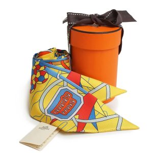 HERMES (新品・未使用品)エルメス ツイリー Odyssey オデッセイ リボン スカーフ シルク100% ジョーヌヴィフ ブルー ヴァーミリオン イエロー 黄 箱付