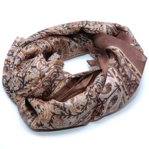 シルク　１００％　の　スカーフ　約１８０ｃｍ×約５０ｃｍ 絹