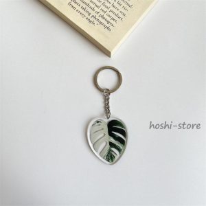 キーホルダー 葉っぱ おしゃれ 高級感 軽量 メンズ レディース プレゼント かわいい キーリング キーチャーム バッグチャーム シンプル