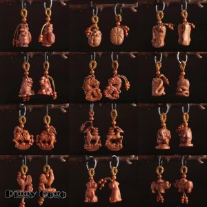キーホルダー 単品 キーチェーン 干支 十二支 立体 木彫り 彫刻 木製 装飾品 飾り ギフト 贈り物 コレクション ネズミ ウシ トラ ウサギ ドラ