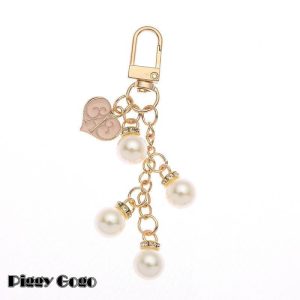 キーホルダー バッグチャーム ストラップ レディース パール風 ハート 大粒 キラキラ ラインストーン 可愛い おしゃれ プレゼント ギフト ワンポイ