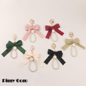 キーホルダー キーチャーム バッグチャーム キーリング レディース リボン フェイクパール ハンドストラップ ナスカン おしゃれ かわいい フェミニン