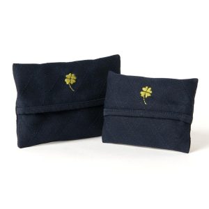 tesi お受験専門店品質 手刺繍ティッシュケース 四つ葉のクローバー 2サイズ ちり紙入れ
