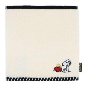 PEANUTS スヌーピー ふわふわイニシャルハンカチタオル ピーナッツ ミニタオル キャラクター